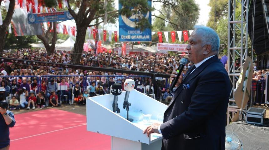 Erdemli&rsquo;de 30. T&uuml;rkmen Ş&ouml;leni yapıldı