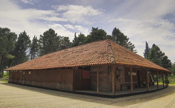 Çivisiz caminin sekiz asırlık geleneği G1