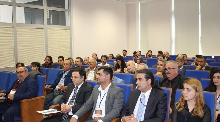 İran Araştırmaları &Ccedil;alıştayı sona erdi