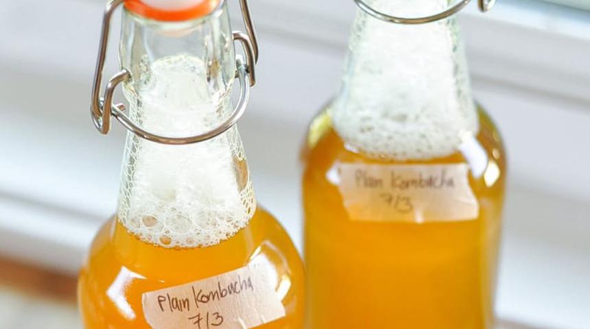 Yurt Dışında &Uuml;nlenen Kombucha &Ccedil;ayı Nedir? Zayıflatır mı?