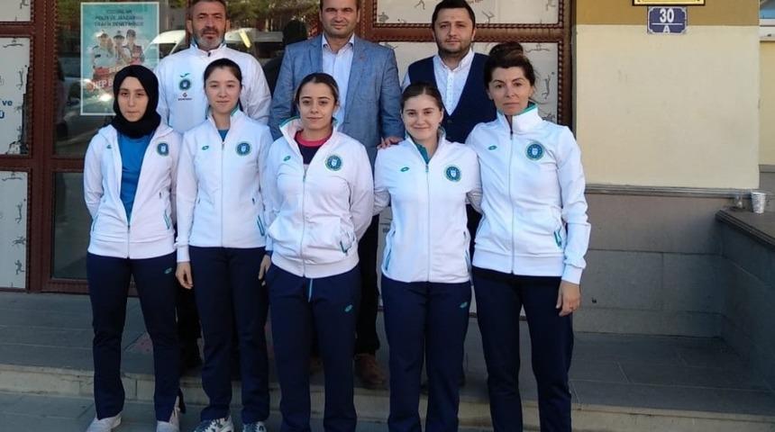 Masa Tenisinde ligi beşinci bitirdi