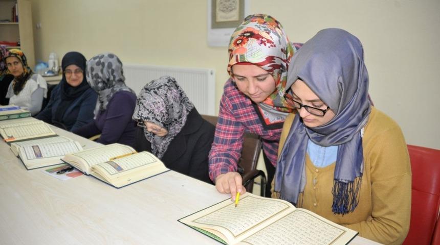 Karaman Belediyesi&rsquo;nden kadınları y&ouml;nelik mukabele