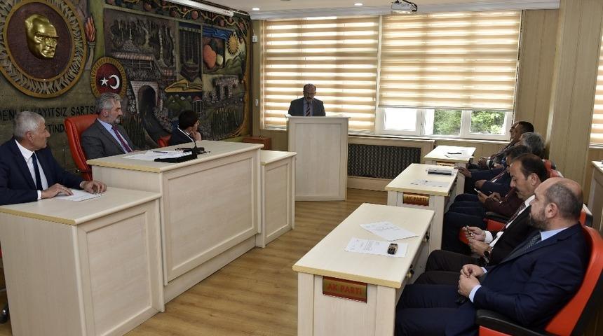 G&uuml;m&uuml;şhane İl Genel Meclisinin toplantıları devam ediyor