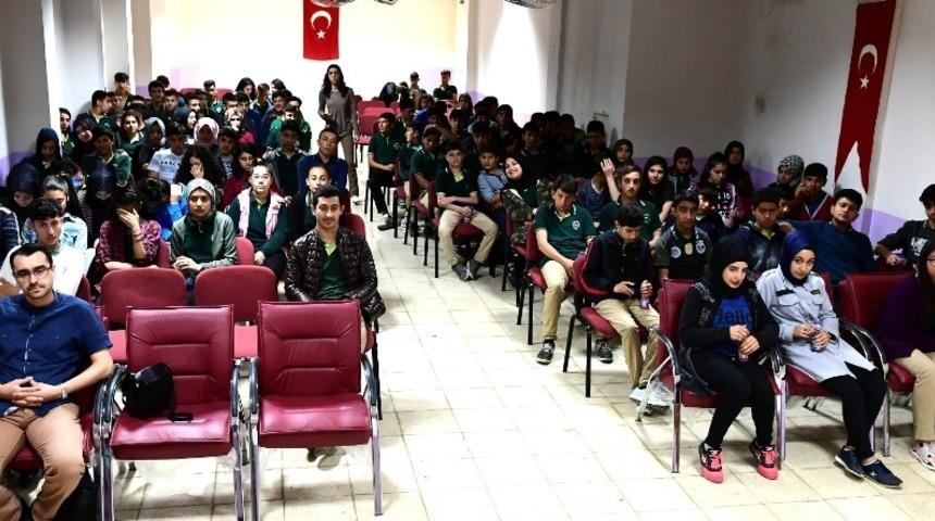 Şanlıurfa&rsquo;da &ouml;ğrencilere sinema etkinliği