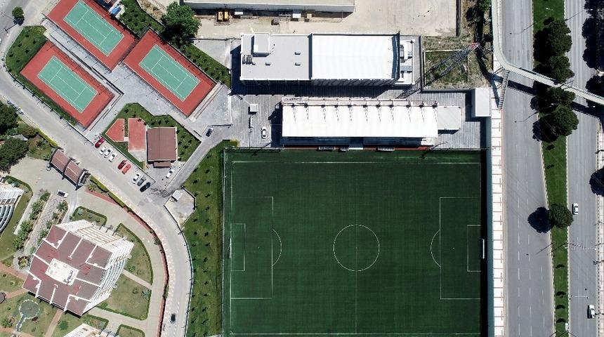 Manisa sporuna modern tesis kazandırıldı