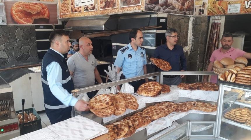 Gemlik&rsquo;te zabıtadan fırın denetimi