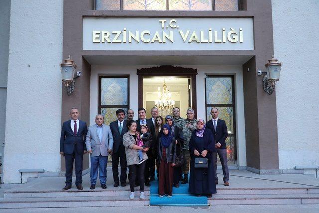 Erzincan’da 3 şehit ailesine Devlet Övünç Madalyası verildi