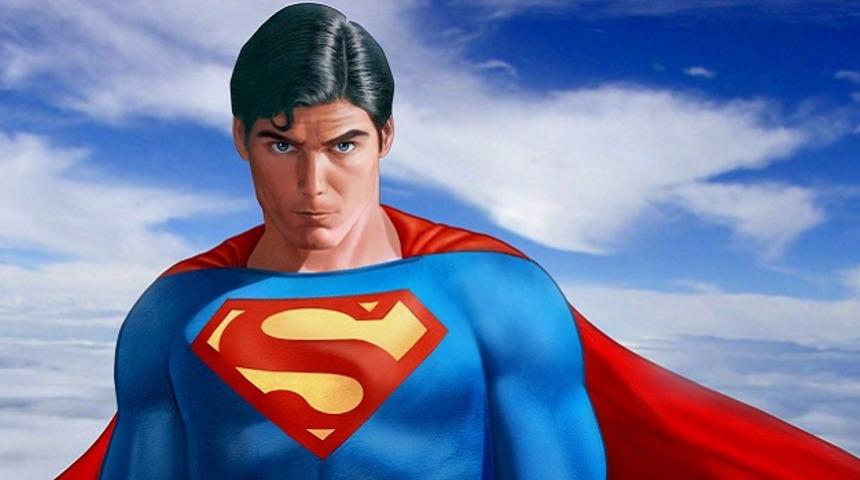 Parolalarda en çok kullanılan süper kahraman: Süpermen