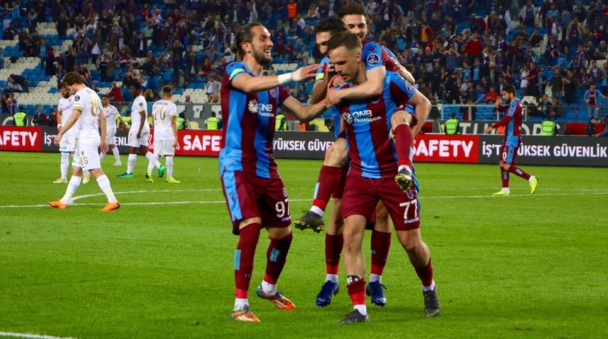 Trabzonspor Avrupa kupalarına katılmayı garantiledi