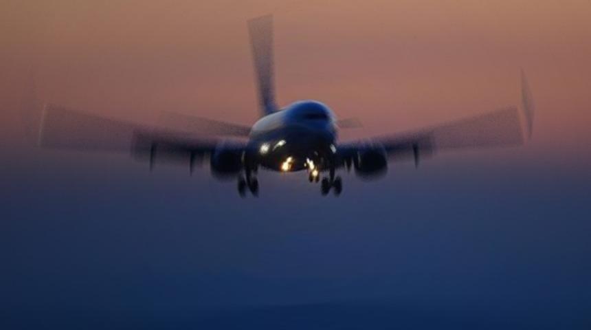 13 kişiyi taşıyan yolcu uçağı Meksika'da yere çakıldı!