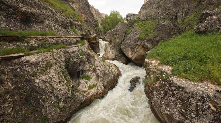 Tohma Kanyonu'nun kapalı bölümleri turizme kazandırılıyor 