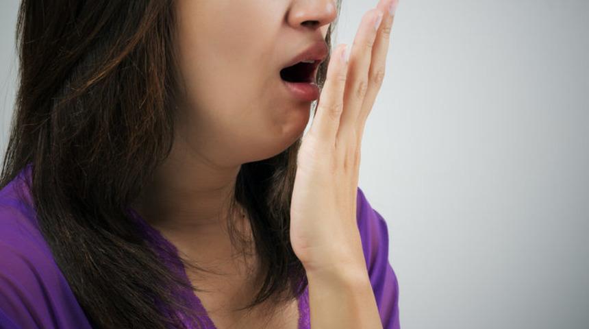 Ramazan'da ağız kokusunu önlemenin en etkili ve pratik yolları