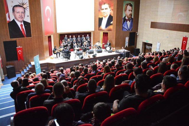 Süleymanpaşa Belediye Konservatuvarı Türk Halk Müziği Korosu mest etti