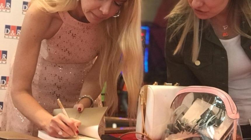 Tuğçe Işınsu, Kahramanmaraşlı okurlarıyla buluştu