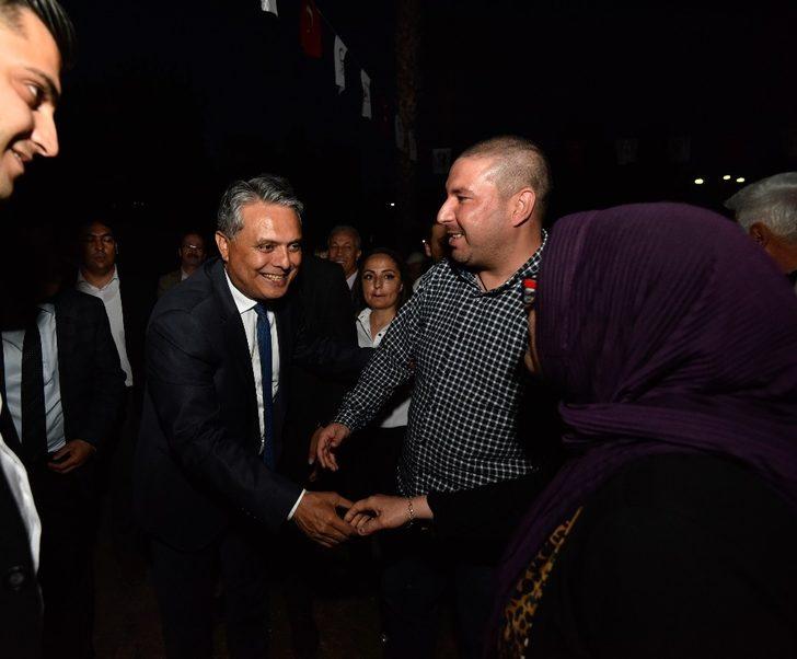 Uysal, orucunu 5 bin kişiyle birlikte açtı G4