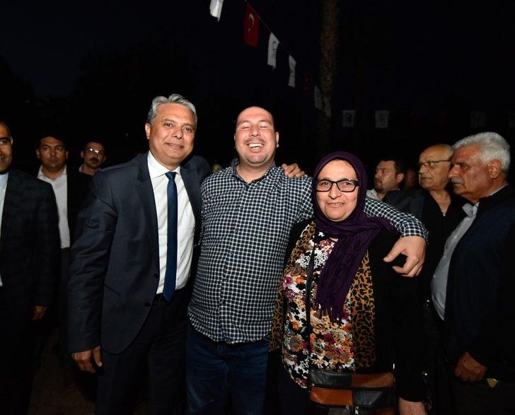 Uysal, orucunu 5 bin kişiyle birlikte açtı G5