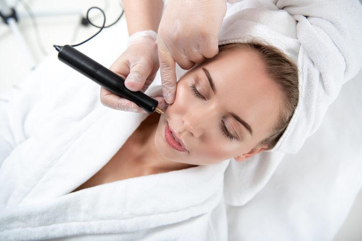 Ultrasondan, hindistan cevizi yağına varana dek! İşte ünlülerin güzellik uzmanınından ilginç bakım sırları G5