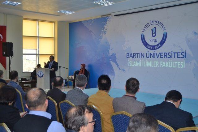 “İslam’da Stres Yönetimi ve Öfke Kontrolü” konferansı gerçekleştirildi