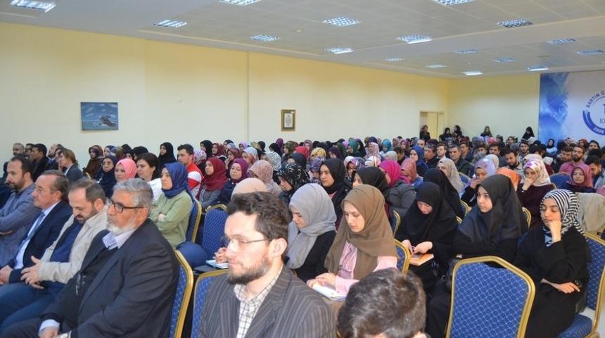 &ldquo;İslam&rsquo;da Stres Y&ouml;netimi ve &Ouml;fke Kontrol&uuml;&rdquo; konferansı ger&ccedil;ekleştirildi