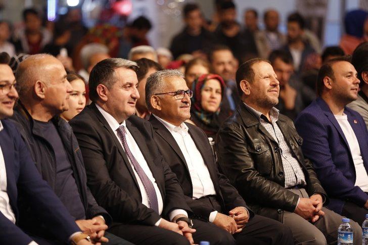 Başkan Büyükkılıç halkla birlikte, Ramazan etkinliklerinde G2