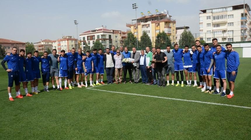 TÜFAD’dan Manisa Büyükşehir Belediyespor’a ziyaret