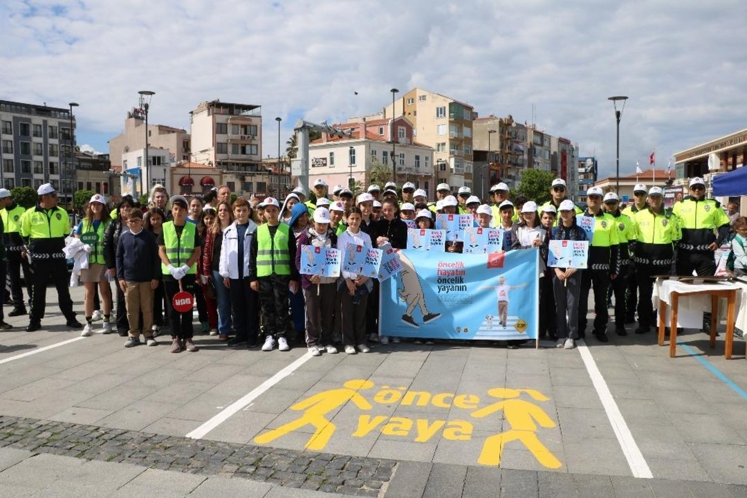 &Ccedil;anakkale&rsquo;de Trafik Haftası kutlandı