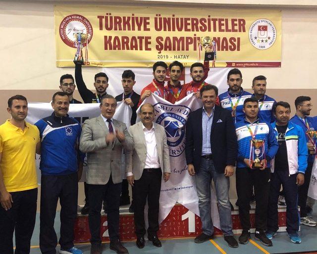 PAÜ erkek karate takımı Türkiye 3.’sü oldu