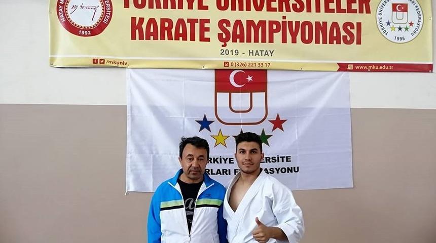 PA&Uuml; erkek karate takımı T&uuml;rkiye 3.&rsquo;s&uuml; oldu