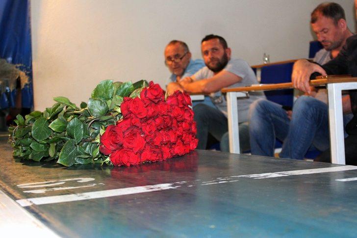 Çiçek mezatında Anneler Günü yoğunluğu G3