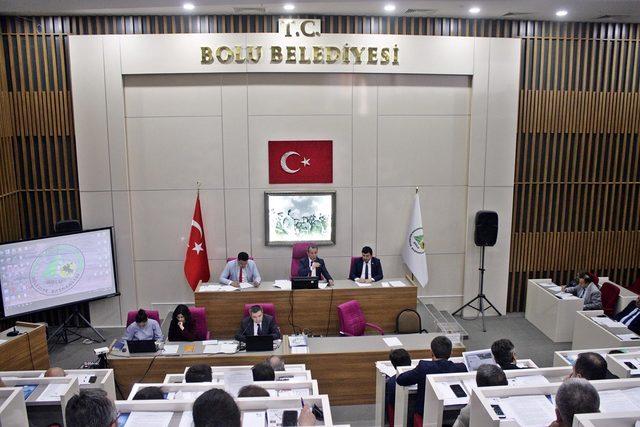 Başkan Özcan: Gölcük Tabiat Parkı'nda minimum 7 milyon lira harcanmış