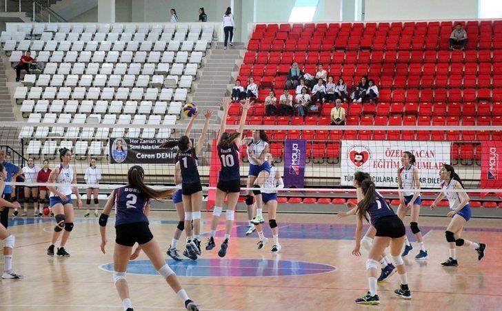 Yıldızlar Voleybol Türkiye şampiyonası Erzincan’da başladı G4