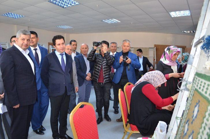 Bünyan’da Kilim Dokuma Kursu Açıldı G2
