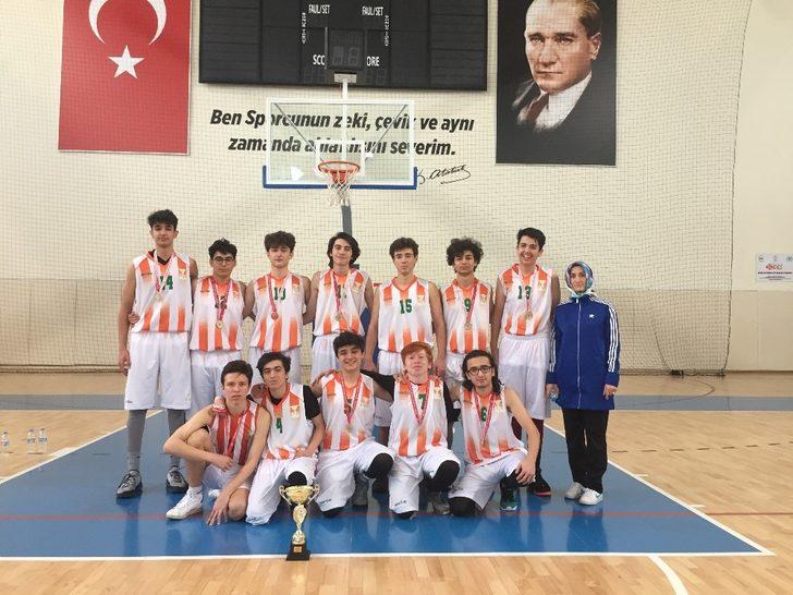 Doğa Koleji şampiyonluklara doymuyor G3