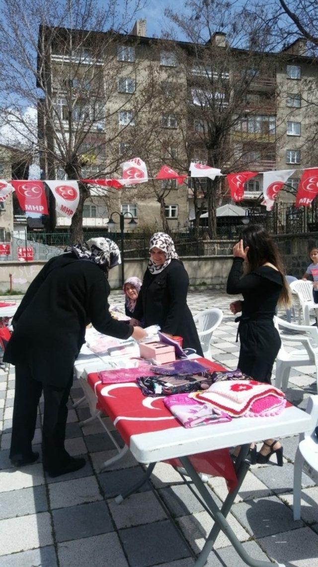 MHP’den yardım kermesi