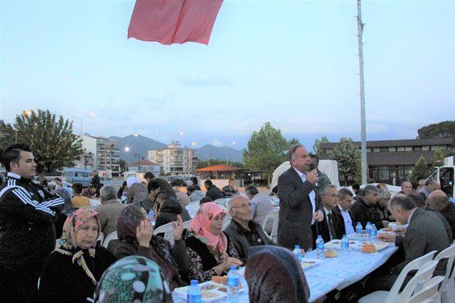 Germencik Belediyesinin ilk iftar programı gerçekleşti