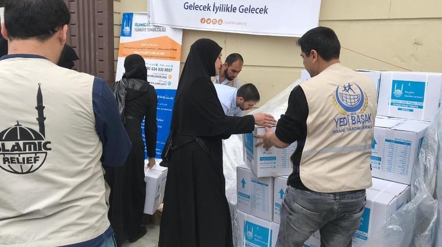 Yedi Başak&rsquo;tan ihtiya&ccedil; sahibi 500 aileye ramazan kolisi