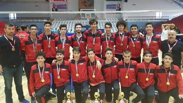 Belediyesporlu voleybolcular kupalara ambargo koydu