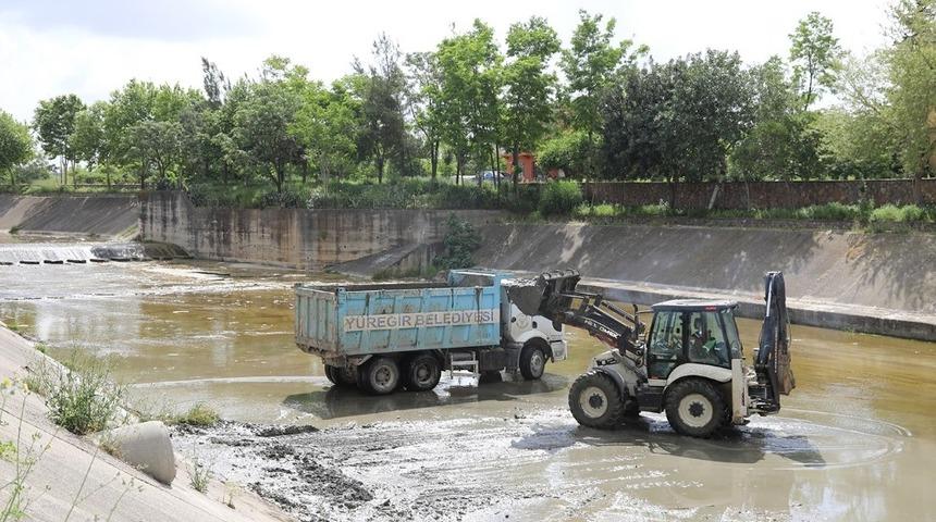 Y&uuml;reğir&rsquo;de &ccedil;evre temizliği