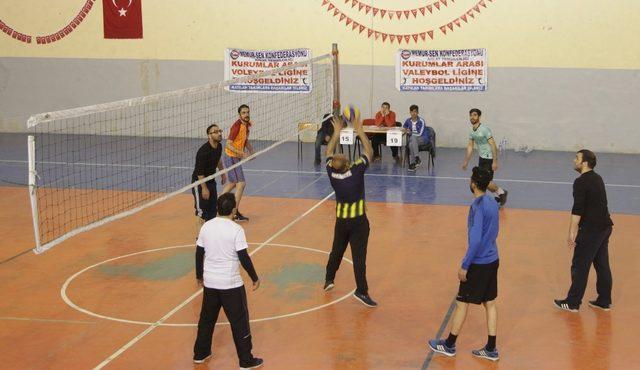 Ahlat’ta ‘Kurumlar Arası Voleybol Turnuvası’ sona erdi