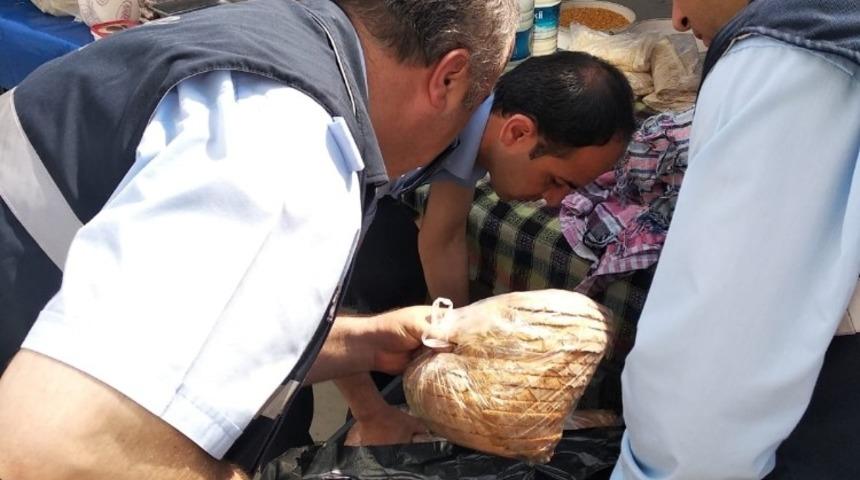 Gemlik&rsquo;te zabıta k&ouml;y ekmeklerini denetledi
