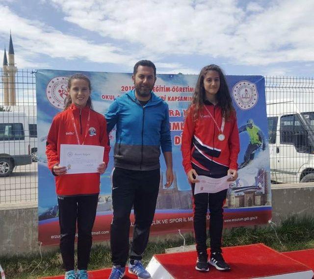 Hürriyet Ortaokulu, Türkiye finallerine katılacak