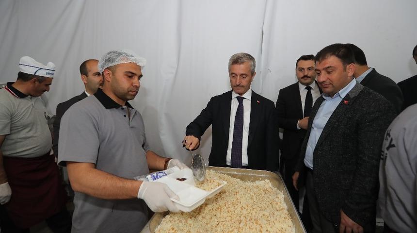 Şahinbey’de her gün 5 bin kişiye iftar