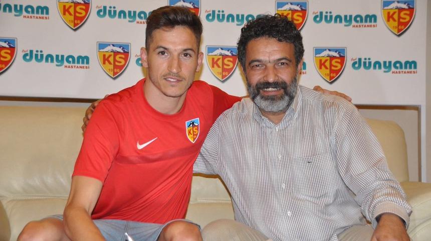 Tiago Lopes ayağının görüntüsünü paylaştı