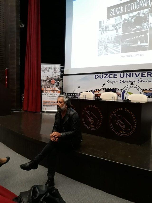 Düzce Üniversitesi öğrencilerinden Mustafa Seven’e yoğun ilgi