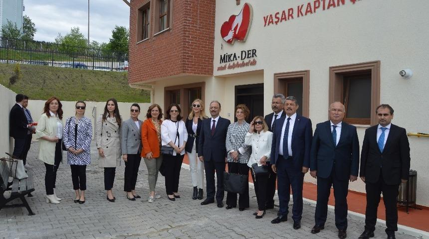 Minik kalplerin yuvası a&ccedil;ıldı
