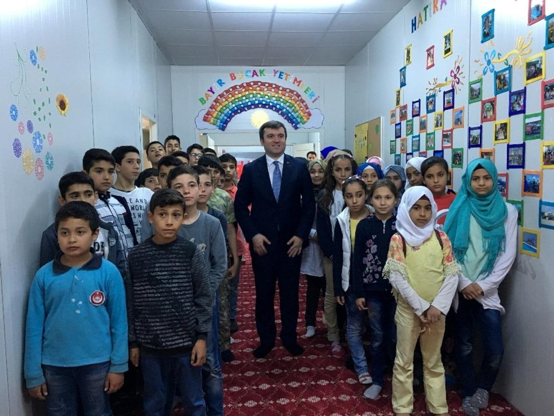 Dışişleri Bakan Yardımcısı Kıran, yetim &ccedil;ocukları ziyaret etti