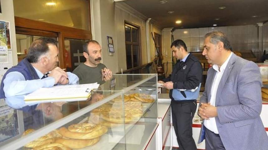 Başkan &Ccedil;ift&ccedil;i fırınları bizzat kendisi denetledi