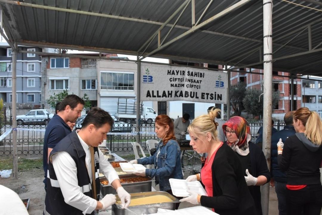 Edremit&rsquo;te iftar sofrası
