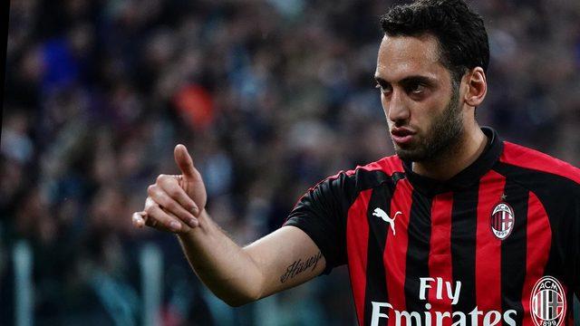 Hakan Çalhanoğlu, Milan'da 12 yıllık rekoru kırdı