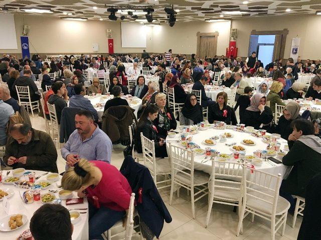 Üsküdar’da şehit ve gazi aileleri iftarda bir araya geldi